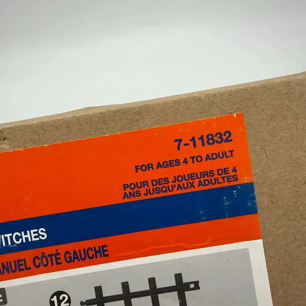 Lionel Ready to Play Plastic Train Tracks 7-11832 Right Left Hand Manual Switch
